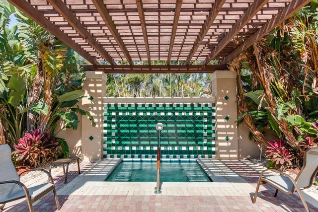 7398 Granville Avenue, Boynton Beach, FL 33437