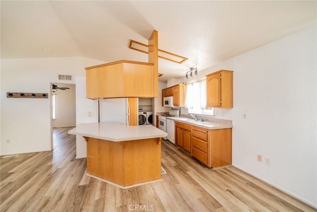 3621 Vista, Phelan, CA 92371