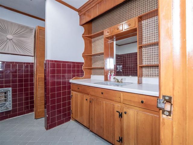 4432 Woodland Street, Oklahoma City, OK 73105