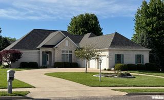 10511 N WINTER Court, Peoria, IL 61615