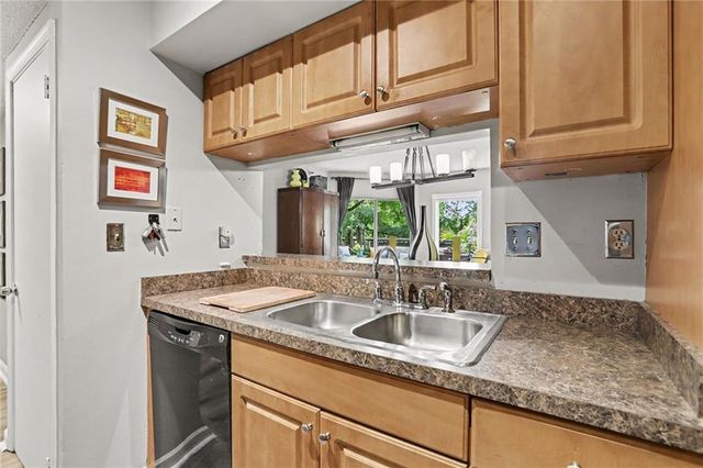 1 Biscayne Drive NW 109, Atlanta, GA 30309