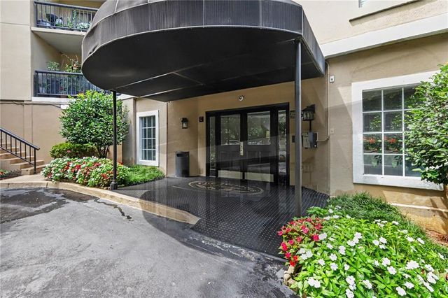 1 Biscayne Drive NW 109, Atlanta, GA 30309