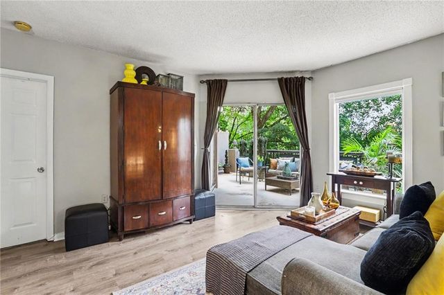 1 Biscayne Drive NW 109, Atlanta, GA 30309