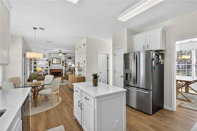 2021 Aldbury Lane, Woodstock, GA 30189