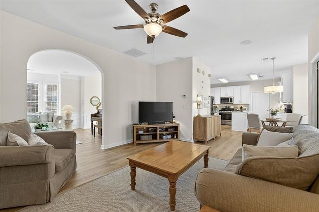 2021 Aldbury Lane, Woodstock, GA 30189