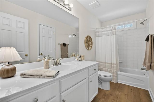 2021 Aldbury Lane, Woodstock, GA 30189