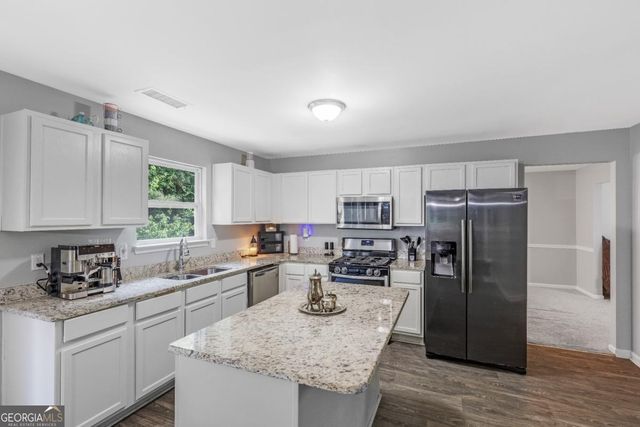 3275 Hunting Creek Pass, Douglasville, GA 30135