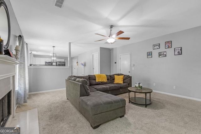 3275 Hunting Creek Pass, Douglasville, GA 30135