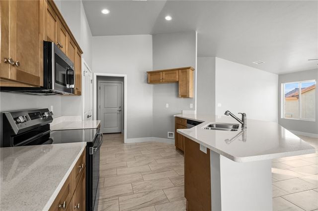 7789 E Saddleback Drive, Kingman, AZ 86401