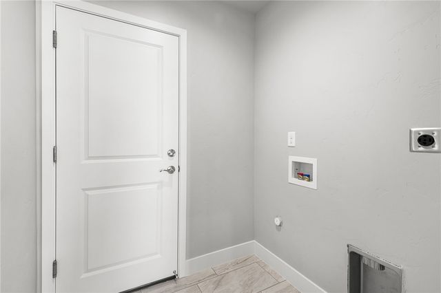 7789 E Saddleback Drive, Kingman, AZ 86401