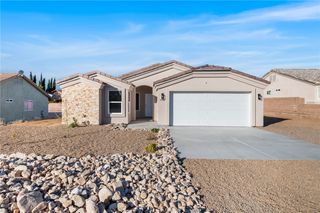 7789 E Saddleback Drive, Kingman, AZ 86401