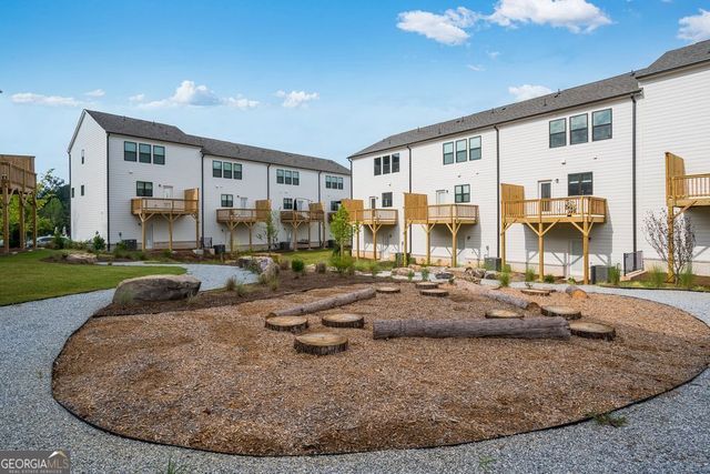 94 Wilder Ridge Way, Lawrenceville, GA 30044