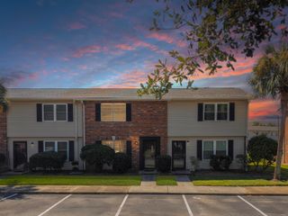 415 Parkdale Drive 9e, Charleston, SC 29414