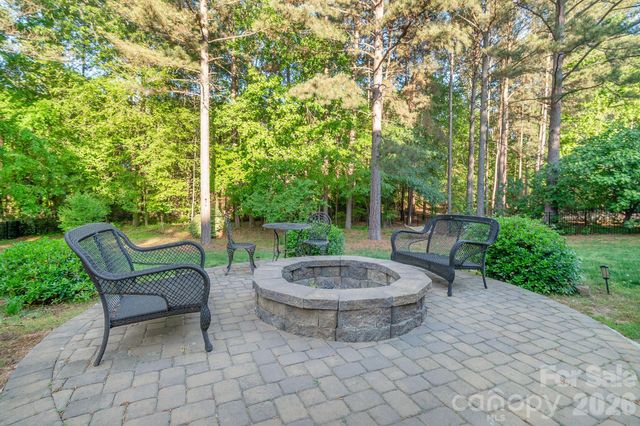 124 Whiterock Drive 58, Mount Holly, NC 28120