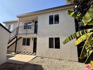 2922 8th Avenue 1/4, Los Angeles, CA 90018