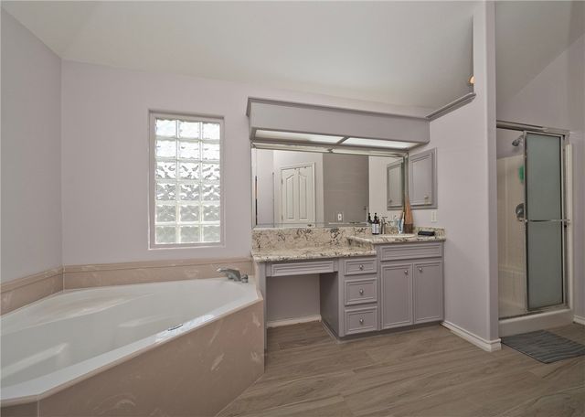 3234 Santa Cruz Dr, Corpus Christi, TX 78414