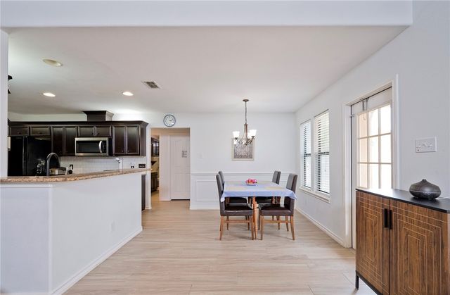 3234 Santa Cruz Dr, Corpus Christi, TX 78414