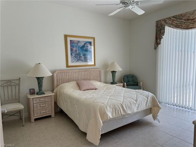 4681 Rio Poco CT, Naples, FL 34109