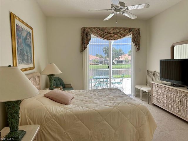 4681 Rio Poco CT, Naples, FL 34109