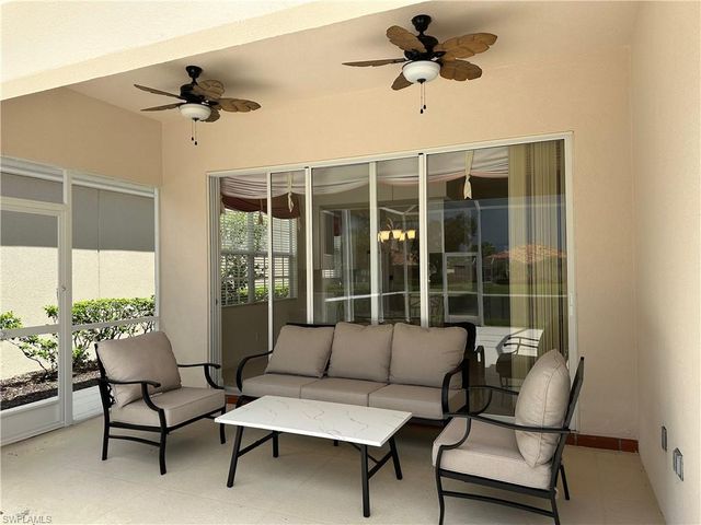 4681 Rio Poco CT, Naples, FL 34109