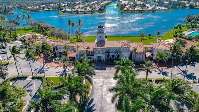 4681 Rio Poco CT, Naples, FL 34109