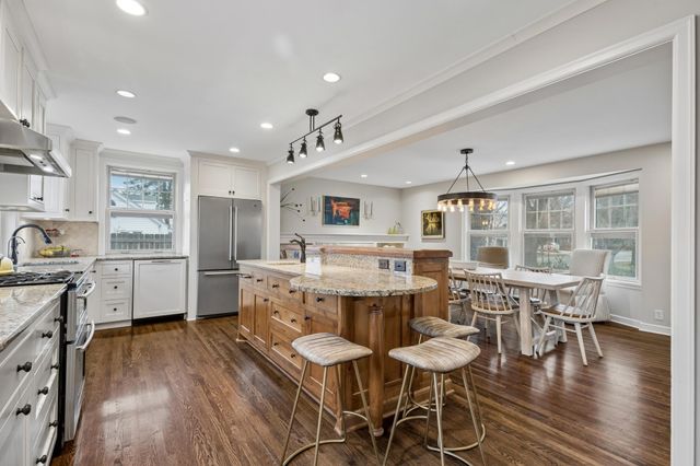 3800 Joppa Avenue S, Saint Louis Park, MN 55416