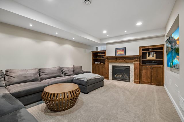 3800 Joppa Avenue S, Saint Louis Park, MN 55416