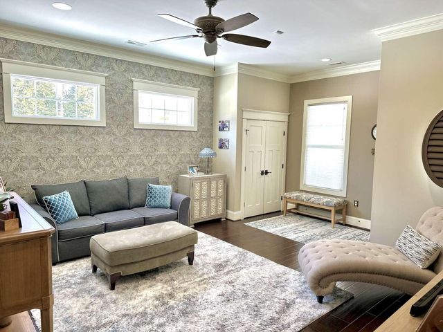 4743 Leigh LN, Roanoke, VA 24018