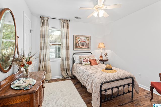 302 MILLS WAY, Pelham, AL 35124