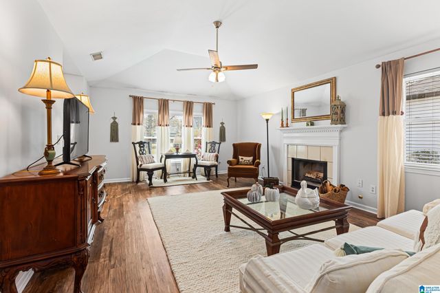 302 MILLS WAY, Pelham, AL 35124