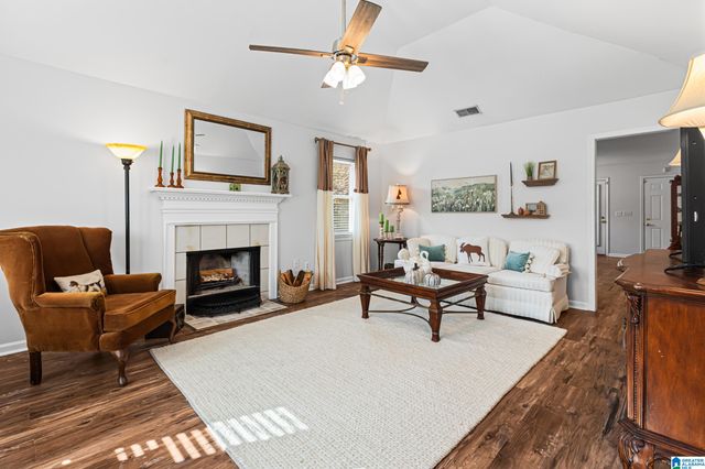 302 MILLS WAY, Pelham, AL 35124