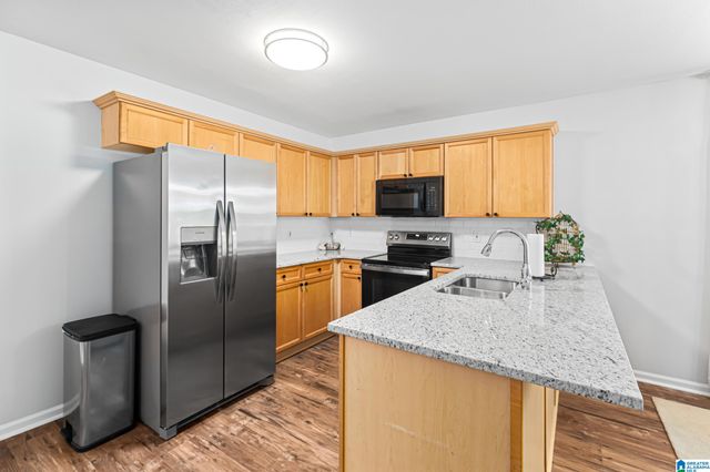 302 MILLS WAY, Pelham, AL 35124