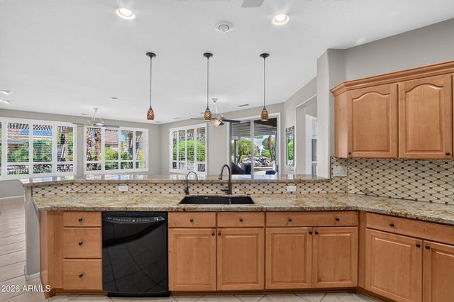 15756 W SPRING TREE Way, Surprise, AZ 85374