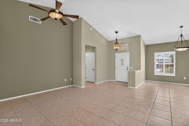 15756 W SPRING TREE Way, Surprise, AZ 85374