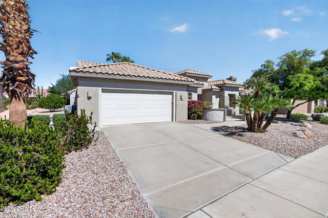 15756 W SPRING TREE Way, Surprise, AZ 85374