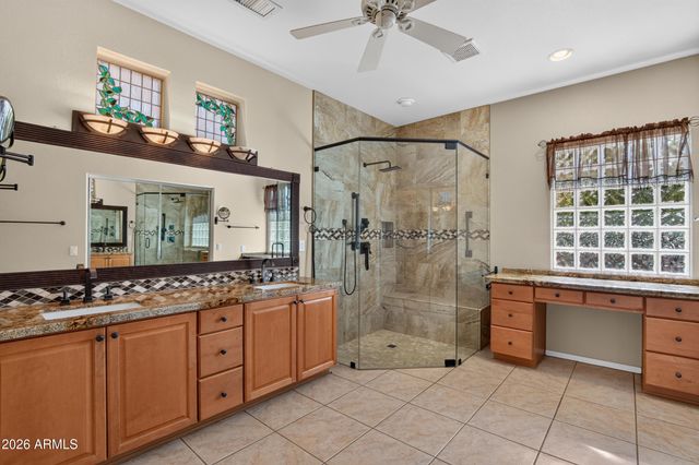 15756 W SPRING TREE Way, Surprise, AZ 85374