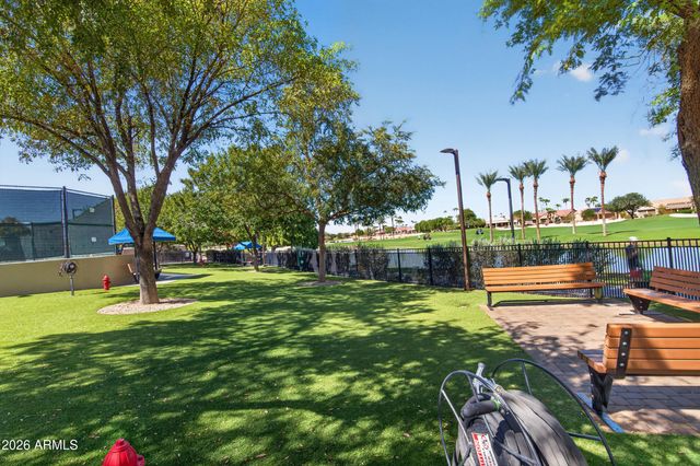 15756 W SPRING TREE Way, Surprise, AZ 85374