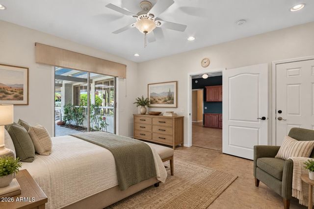 15756 W SPRING TREE Way, Surprise, AZ 85374