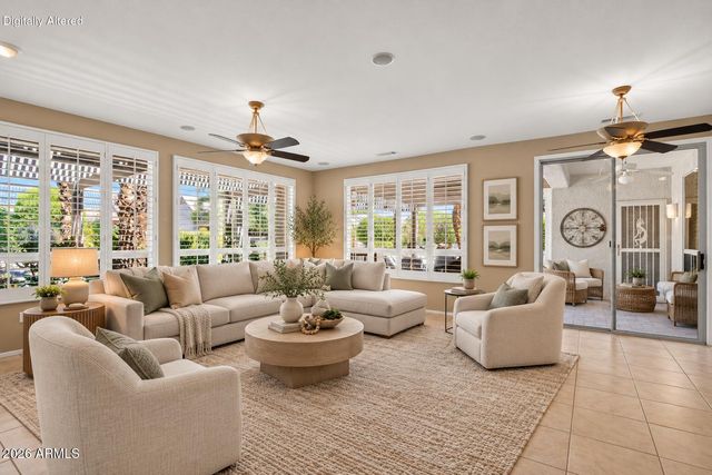 15756 W SPRING TREE Way, Surprise, AZ 85374