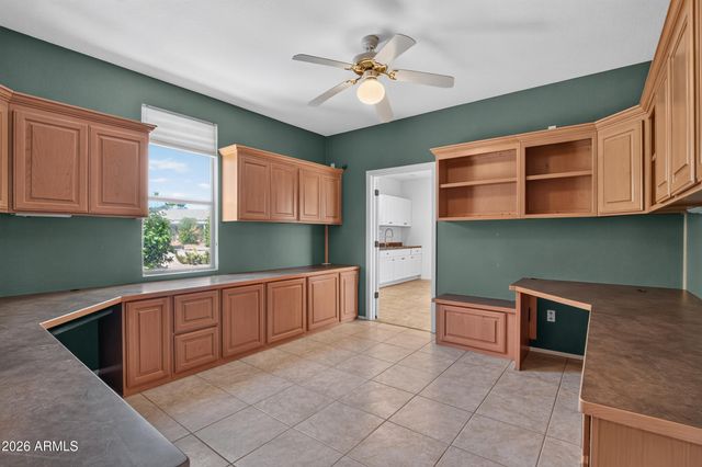 15756 W SPRING TREE Way, Surprise, AZ 85374