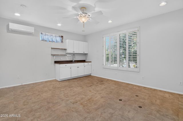 15756 W SPRING TREE Way, Surprise, AZ 85374
