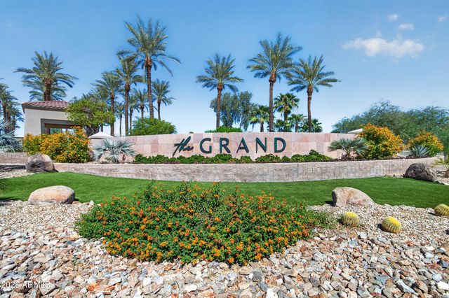 15756 W SPRING TREE Way, Surprise, AZ 85374