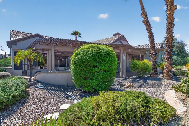 15756 W SPRING TREE Way, Surprise, AZ 85374