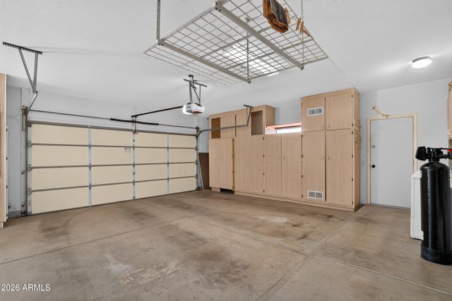15756 W SPRING TREE Way, Surprise, AZ 85374