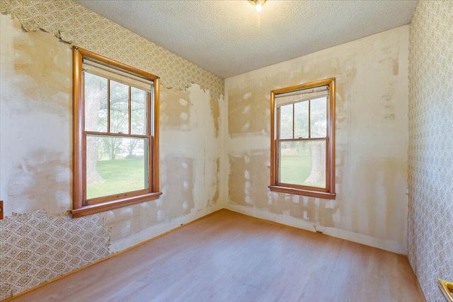 21589 MCPHERSON Avenue, Council Bluffs, IA 51503