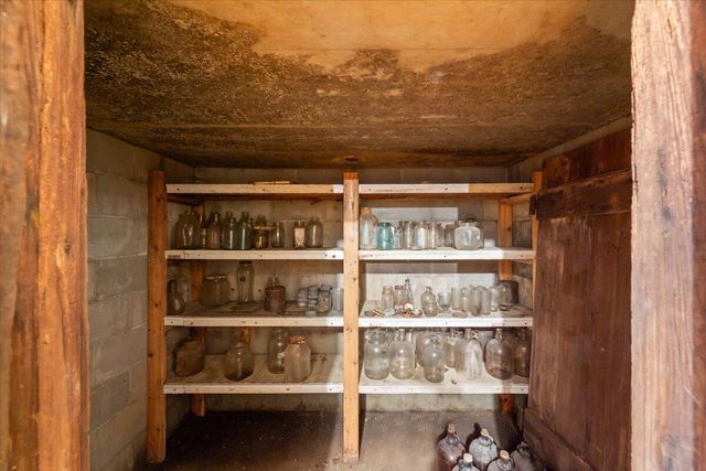 21589 MCPHERSON Avenue, Council Bluffs, IA 51503