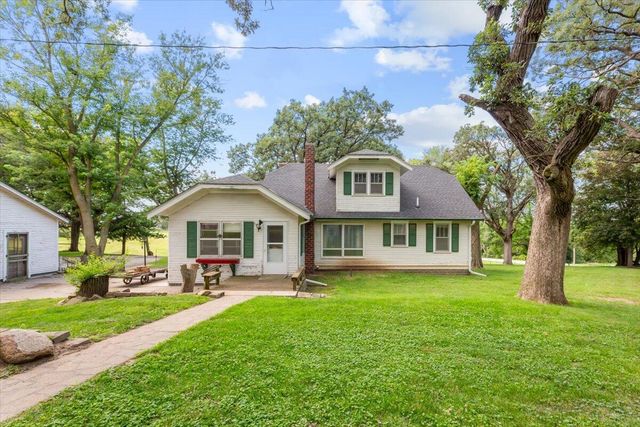 21589 MCPHERSON Avenue, Council Bluffs, IA 51503