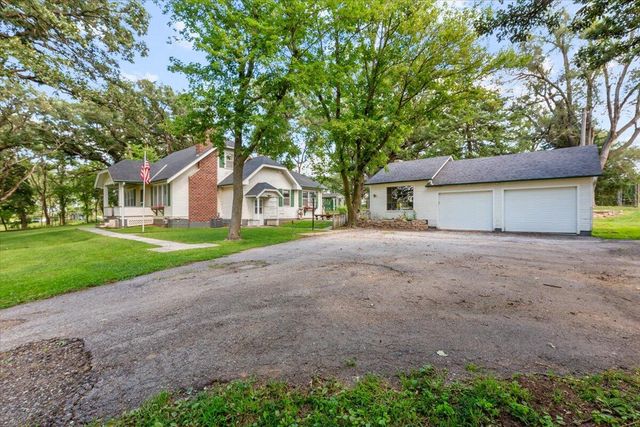 21589 MCPHERSON Avenue, Council Bluffs, IA 51503