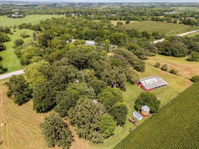 21589 MCPHERSON Avenue, Council Bluffs, IA 51503