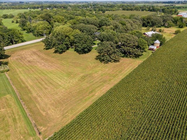 21589 MCPHERSON Avenue, Council Bluffs, IA 51503